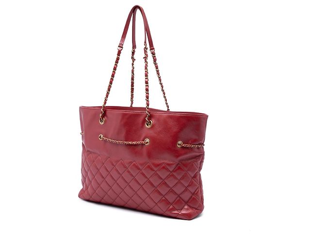 Tote Chanel CC in vitello trapuntato rosso con zip frontale e coulisse - vista 2