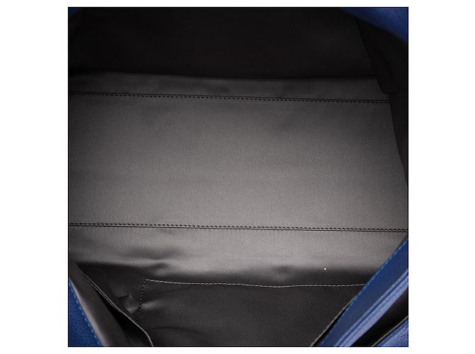Borsa Chanel Coco Rider con patta e tasche multiple in pelle Caviar glassata blu - vista 4