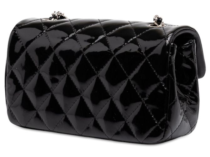 Bolsa Tiracolo Chanel Extra Mini Rectangular Classic Patent Single Flap Preta Preto - vista 2