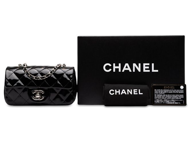 Bolsa Tiracolo Chanel Extra Mini Rectangular Classic Patent Single Flap Preta Preto - vista 7