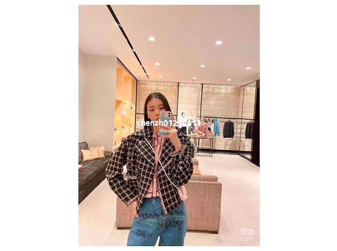 Giacche Chanel La Petite Veste Noire Multicolore - vista 3