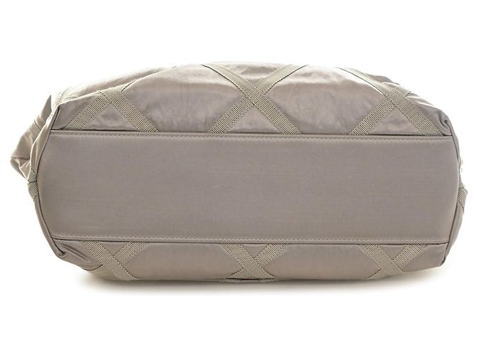 Borsa Shopping Satchel Chanel in Nylon Matelassé e Grosgrain Grigia Grigio - vista 3