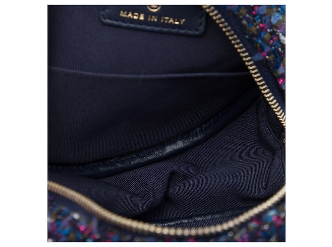 Borsa a tracolla rotonda in tweed matelassé Chanel CC viola Porpora - vista 4
