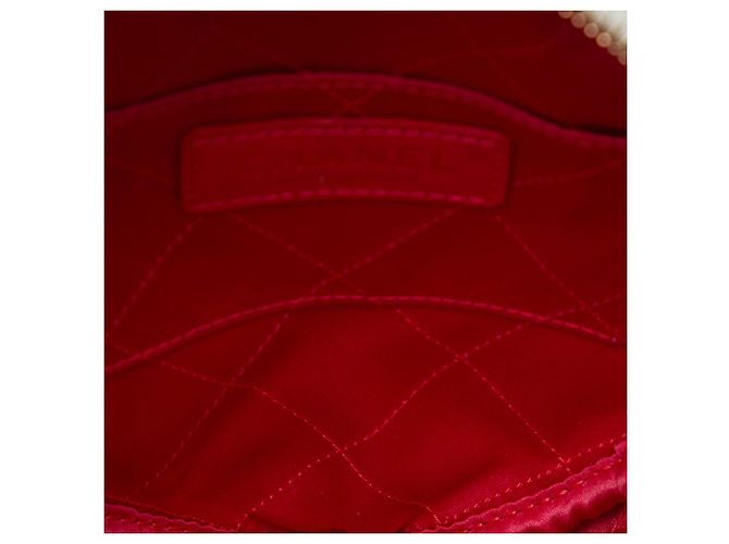 Clutch Chanel CC in pelle d'agnello matelassé bianca con catena e tracolla Bianco - vista 4