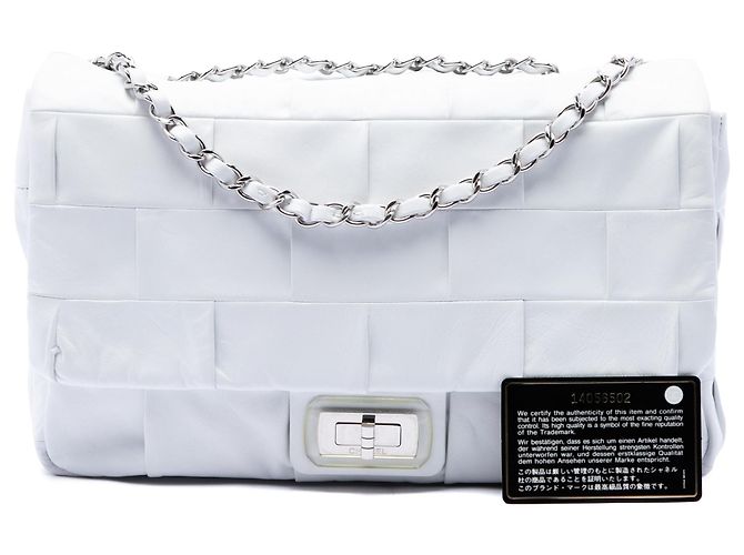 Borsa a tracolla Chanel Jumbo Lambskin Patchwork Reissue 2.55 Igloo Flap Bianca Bianco - vista 7