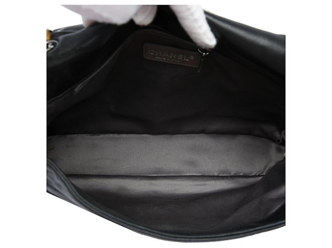 Borsa a tracolla Brooklyn Flap in patchwork di pelle d'agnello e vernice nera Chanel Nero - vista 4