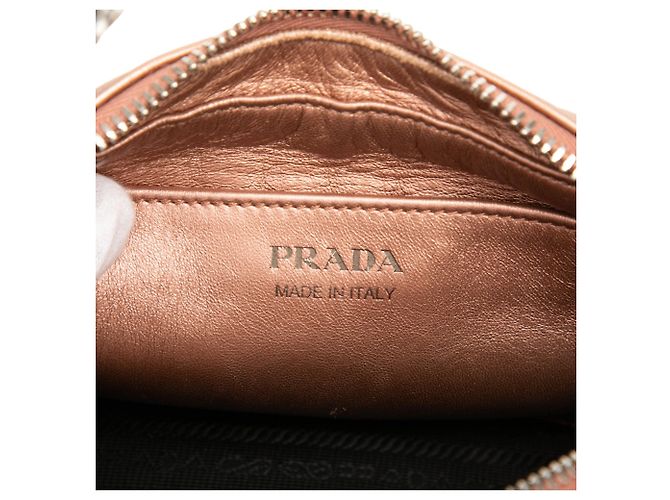 Borsa Camera Prada Diagramme in Nappa Metallizzata Rosa Impunture - vista 5