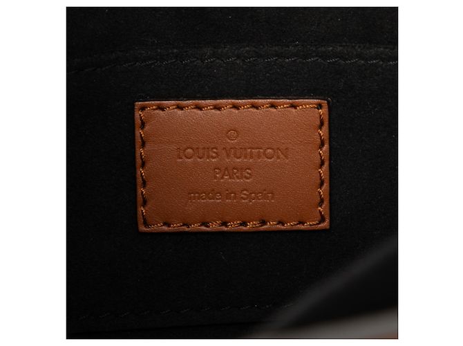 Borsa Mini Dauphine Louis Vuitton in pelle Taurillon nera Nero - vista 5