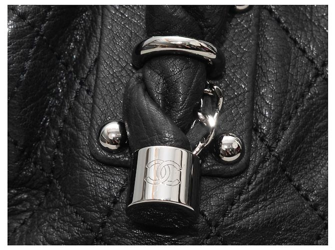 Borsa Bowler Chanel in pelle matelassé nera Nero - vista 7