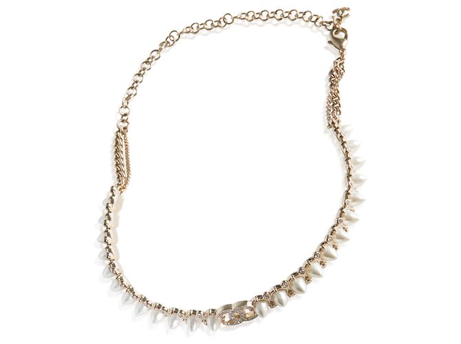 Gabrielle Collana con perle finte e borchie placcata oro Chanel 2022 - vista 3