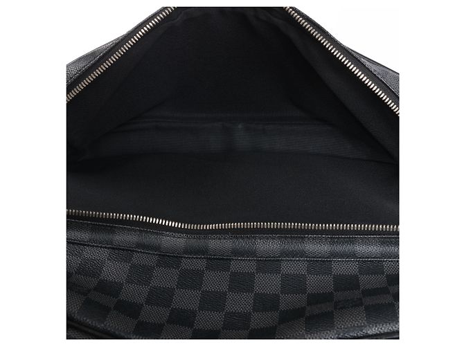 Louis Vuitton Sac Leoh Damier Graphite Messenger Crossbody Bag in Nero N45252 - vista 11