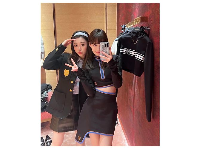 Crop Top Louis Vuitton con Zip e Righe a Contrasto Multicolore - vista 6