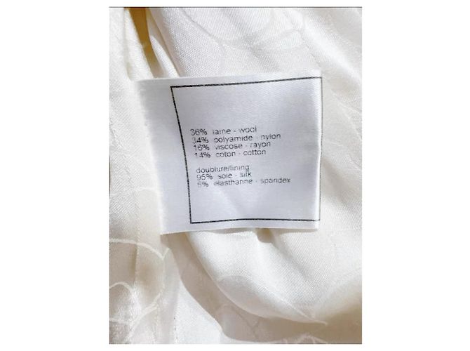 Chaquetas Chanel La Petite Veste Noire Multicolor - vista 3