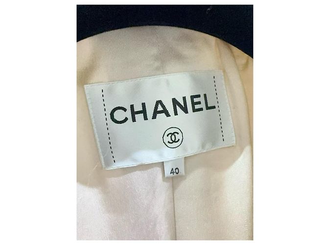 Abrigo Chanel de lana rosa - vista 4