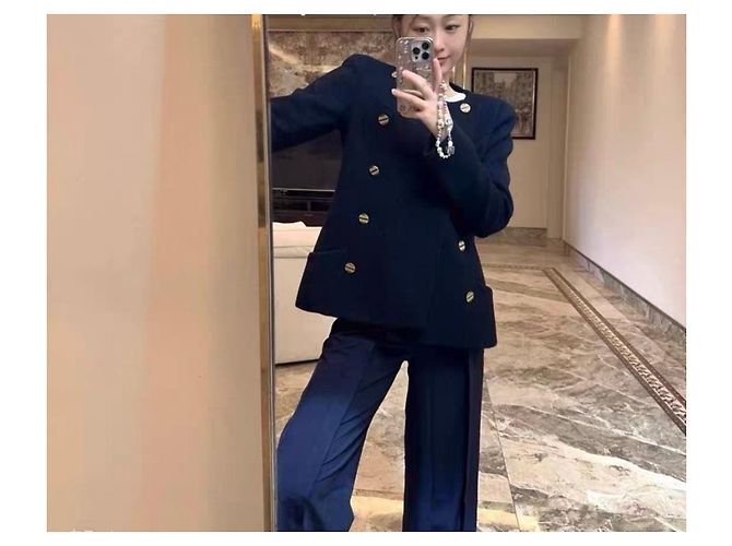 Chaquetas Chanel La Petite Veste Noire Negro - vista 2