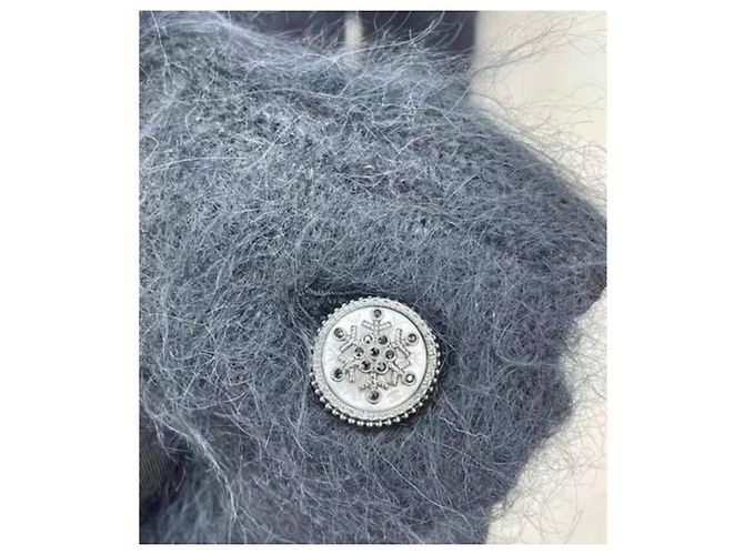 Chanel Strickjacke aus schwarzem Kaschmir - Ansicht 4