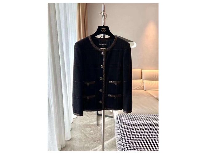 Chaquetas Chanel La Petite Veste Noire Multicolor - vista 2