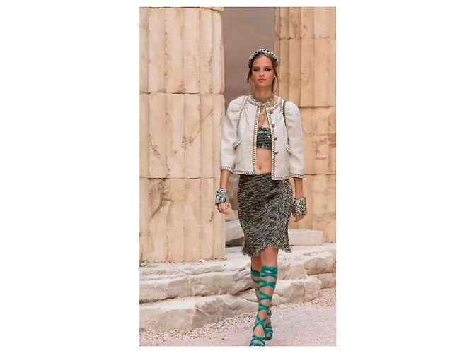 Chaquetas Chanel La Petite Veste Noire Multicolor - vista 3