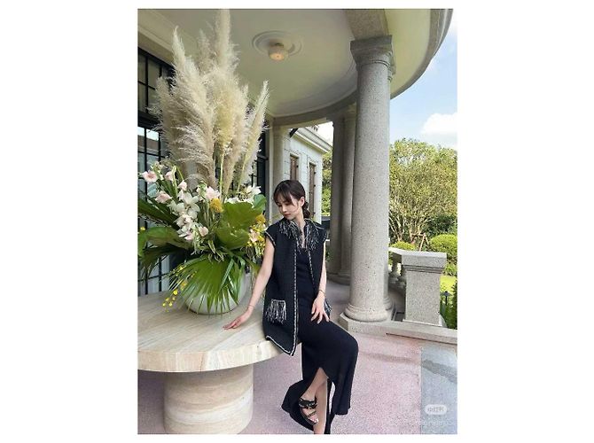 Chaquetas Chanel La Petite Veste Noire Negro - vista 7