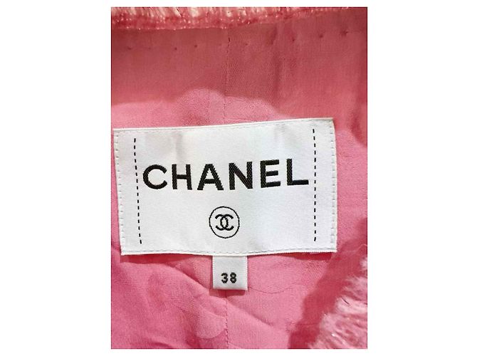 Chaquetas Chanel La Petite Veste Noire Rosa - vista 3