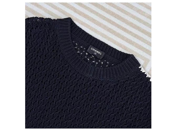 Chanel Strickjacke aus schwarzer Seide - Ansicht 2