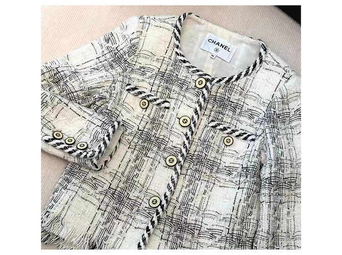 Chaquetas Chanel La Petite Veste Noire Multicolor - vista 3