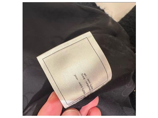 Chaquetas Chanel La Petite Veste Noire Multicolor - vista 3