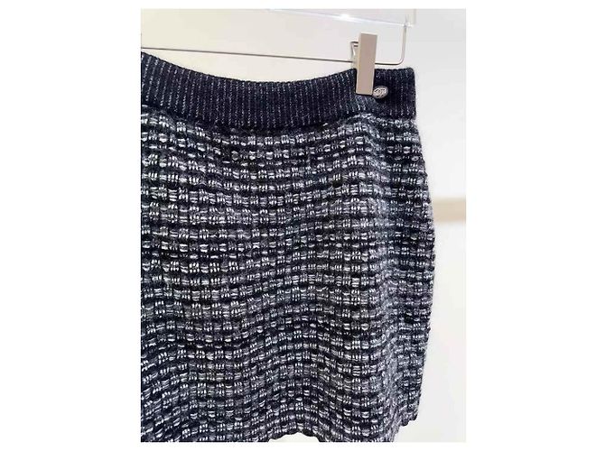 Chanel Wool Skirt Multi Color Size 40 Multiple colors - view 2