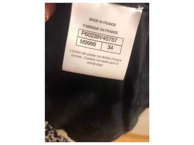 Chaquetas Chanel La Petite Veste Noire Multicolor - vista 9