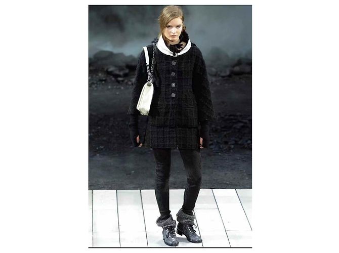 Chaquetas Chanel La Petite Veste Noire Negro - vista 4