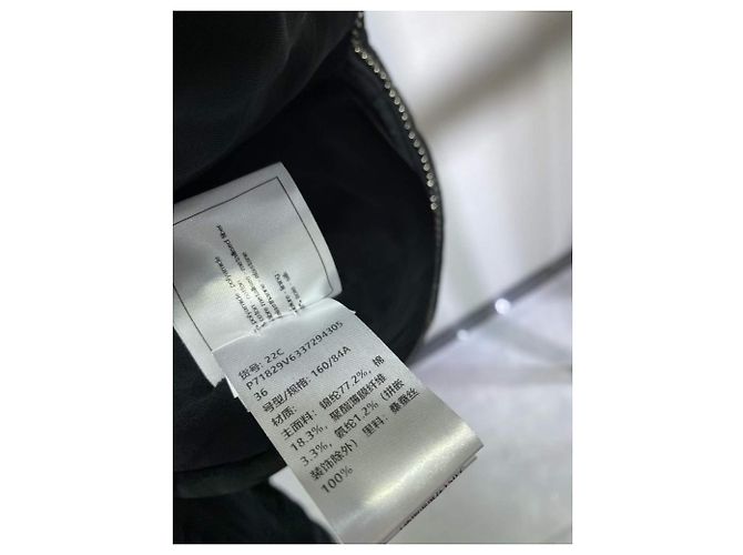 Chaquetas Chanel La Petite Veste Noire Multicolor - vista 2
