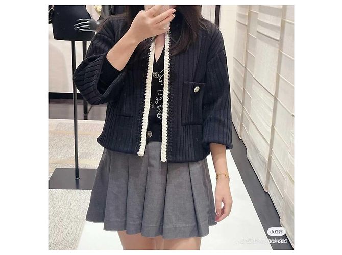 Chaquetas Chanel La Petite Veste Noire Multicolor - vista 4