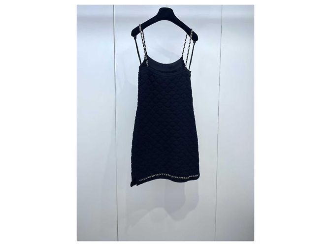 Chanel Kleid aus schwarzem Kaschmir - Ansicht 2