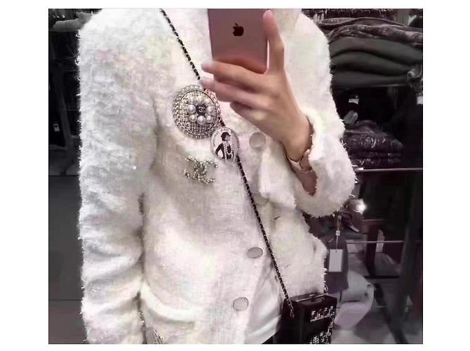 Chaquetas Chanel La Petite Veste Noire Multicolor - vista 3