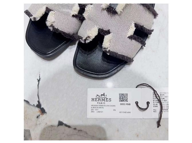 Hermès Oran Sandalen aus Stoff Schwarz Größe 36 - Ansicht 3