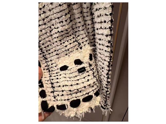 Chaquetas Chanel La Petite Veste Noire Multicolor - vista 8