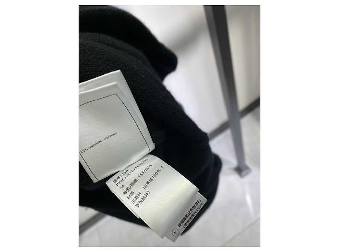Chanel Kleid aus schwarzem Kaschmir - Ansicht 3
