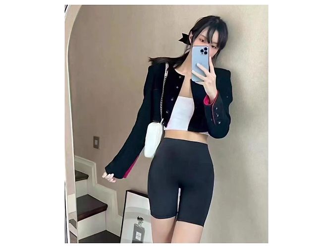 Chaquetas Chanel La Petite Veste Noire Negro - vista 4