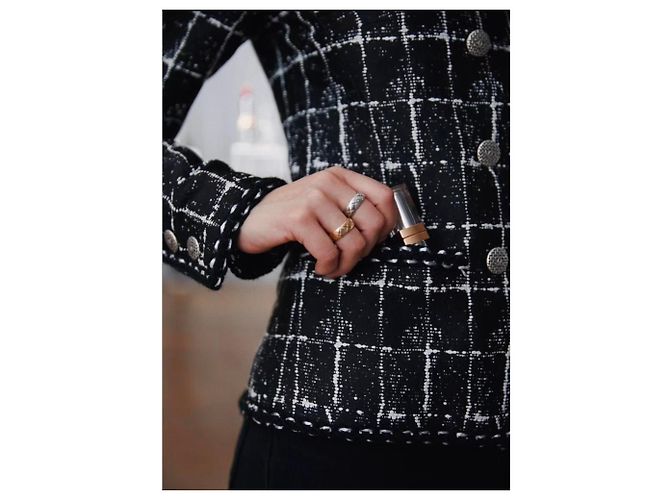 Chaquetas Chanel La Petite Veste Noire Multicolor - vista 5