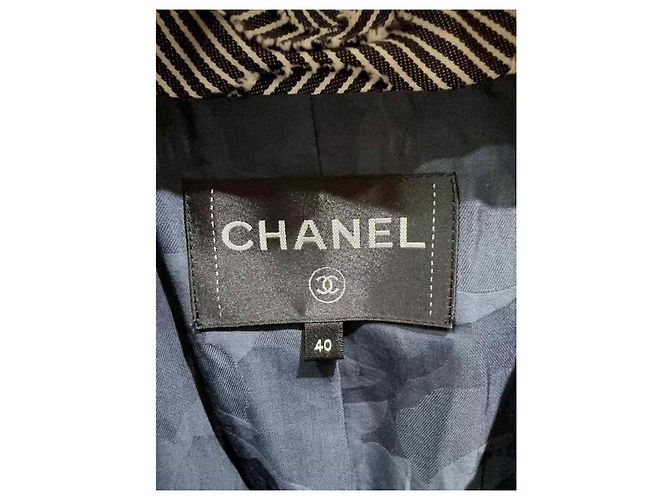 Chaquetas Chanel La Petite Veste Noire Multicolor - vista 5