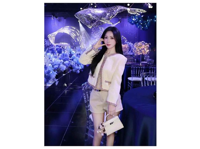 Chaquetas Chanel La Petite Veste Noire Multicolor - vista 6