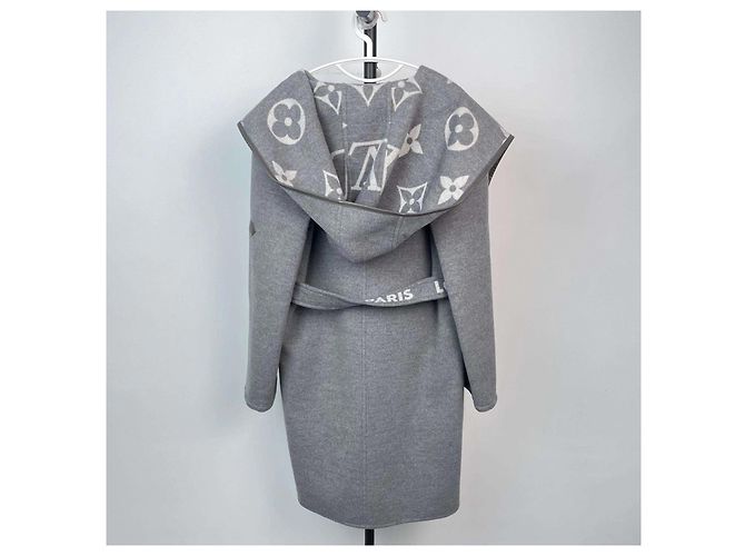 Louis Vuitton Coats Women Multiple colors - view 2