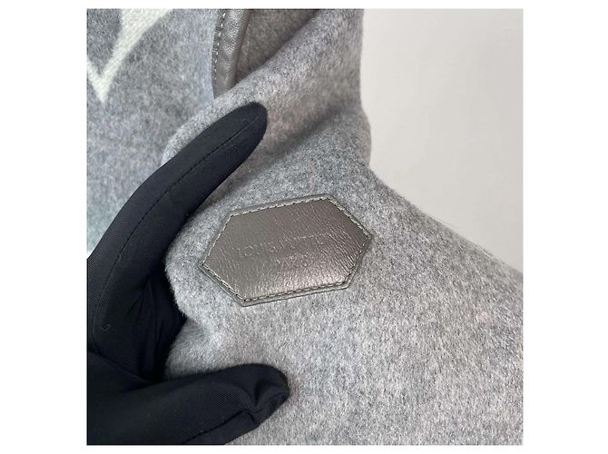 Louis Vuitton Coats Women Multiple colors - view 3