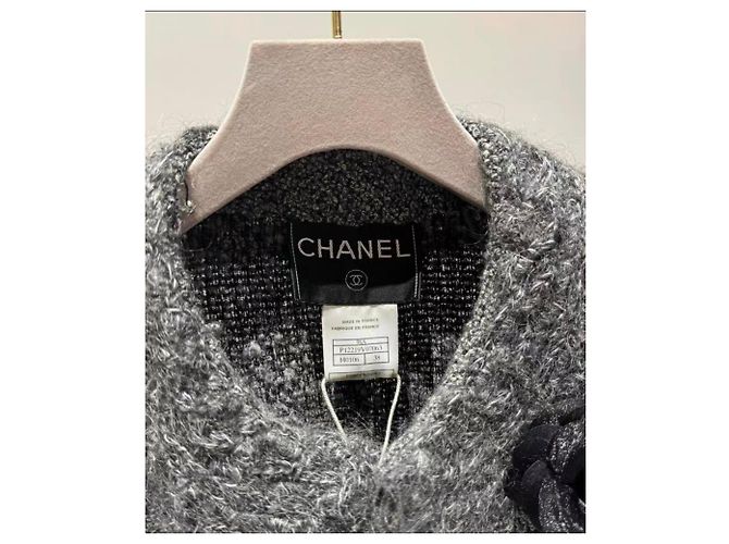 Chaquetas Chanel La Petite Veste Noire Gris - vista 3