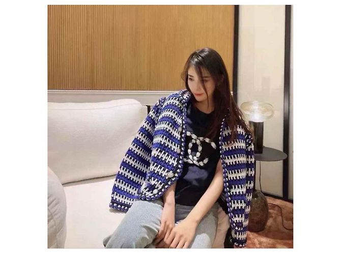 Chaquetas Chanel La Petite Veste Noire Multicolor - vista 3