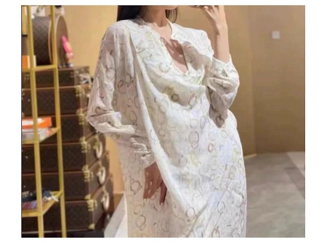 Hermès Kleid aus Seide Mehrfarbig Größe 38 Mehrfarben - Ansicht 5
