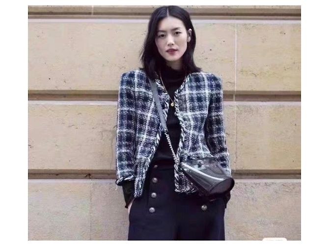 Chaquetas Chanel La Petite Veste Noire Multicolor - vista 3