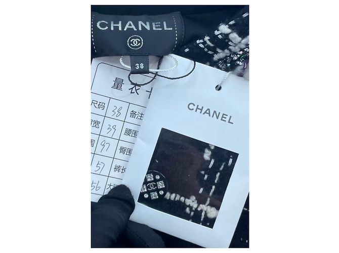 Chaquetas Chanel La Petite Veste Noire Multicolor - vista 5
