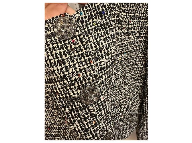 Chanel La Petite Veste Noire Jacken Grau - Ansicht 2