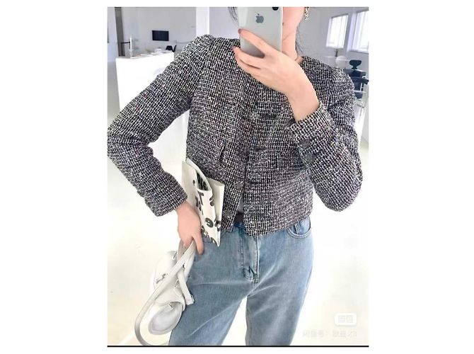 Chanel La Petite Veste Noire Jacken Grau - Ansicht 4